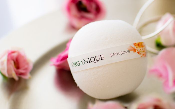 Aromatyczna kąpiel z kulą Bloom Essence